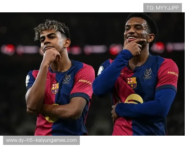 巴萨中场直塞打穿对手盲区：掌控比赛的绝妙战术